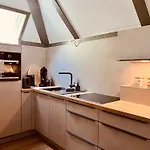 Holiday home Leaf