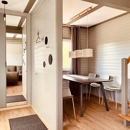 Leaf Holiday home *